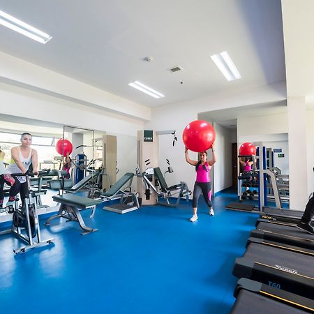Hotel Dann Carlton Belfort Medellín Eksteriør bilde The gym at the University of Roehampton