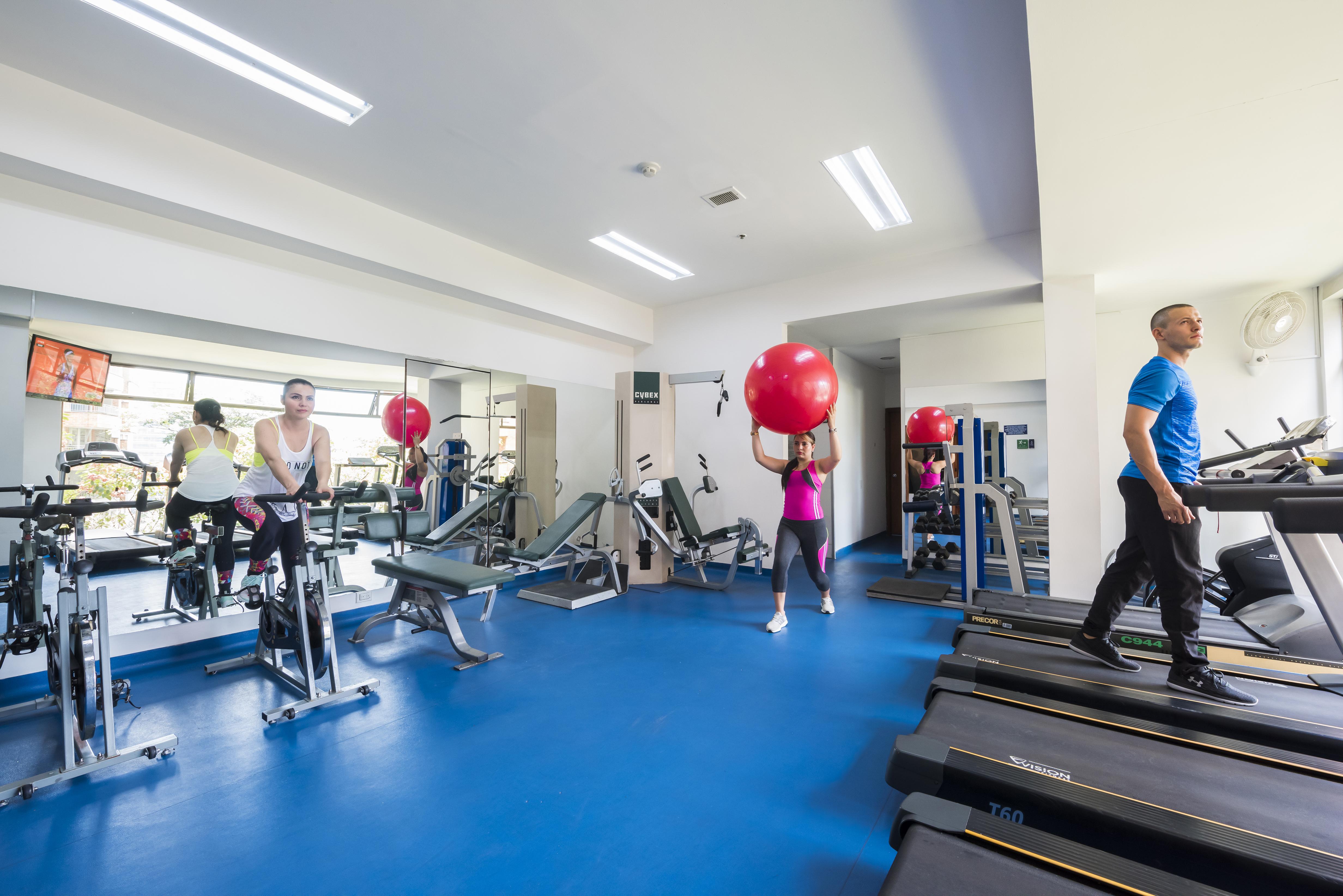 Hotel Dann Carlton Belfort Medellín Eksteriør bilde The gym at the University of Roehampton