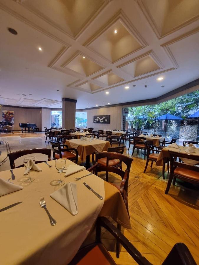 Hotel Dann Carlton Belfort Medellín Eksteriør bilde The restaurant